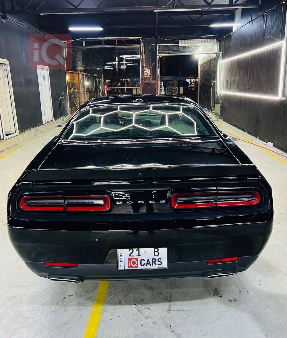 Dodge Challenger